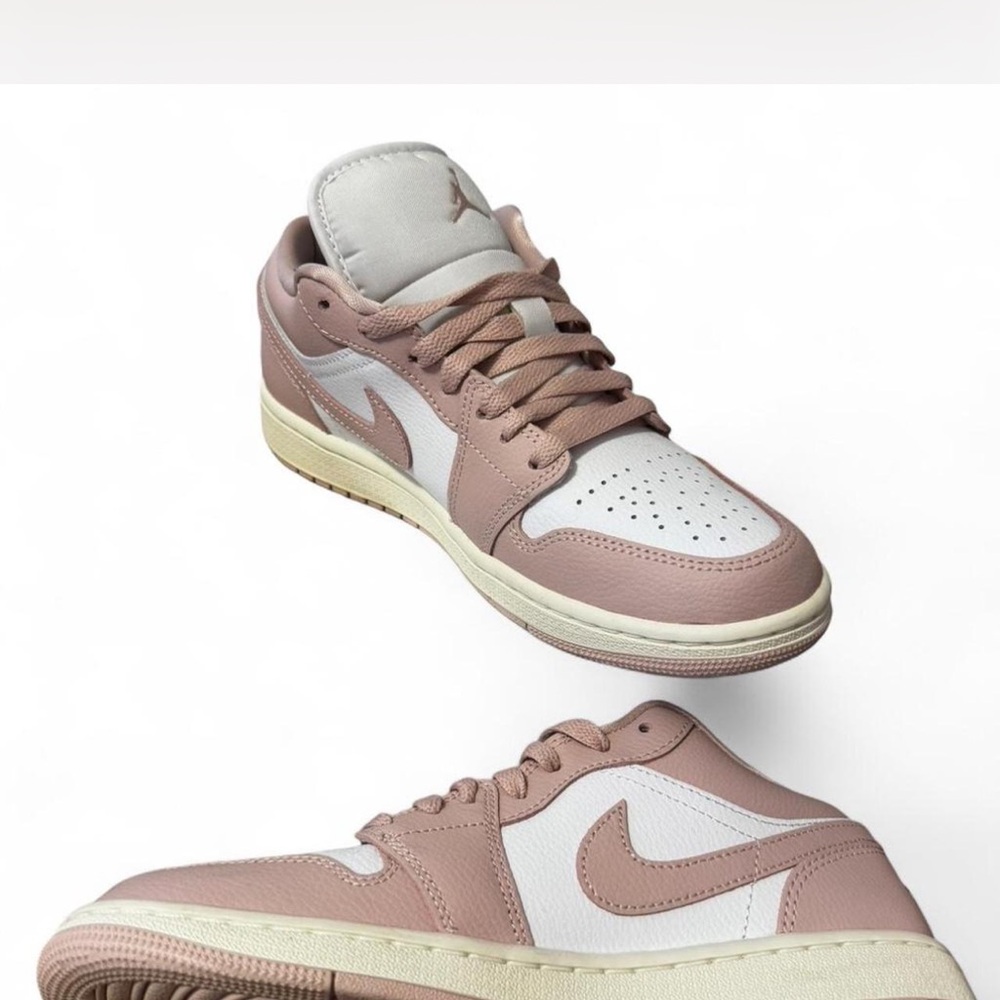 Jordan Women’s Air Jordan 1 Low - White & Pink Oxford - Picture 2 of 4